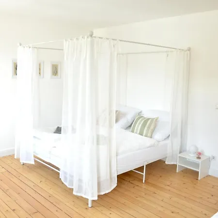 White Midsommar - Stilvolle Wohnung, 3 Schlafzimmer, Wohnzimmer, Kueche Landshut Exterior photo