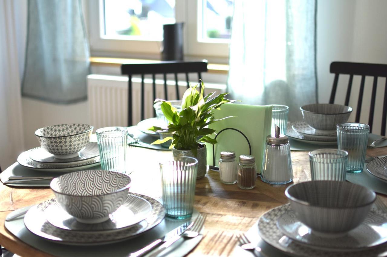 White Midsommar - Stilvolle Wohnung, 3 Schlafzimmer, Wohnzimmer, Kueche Apartment *